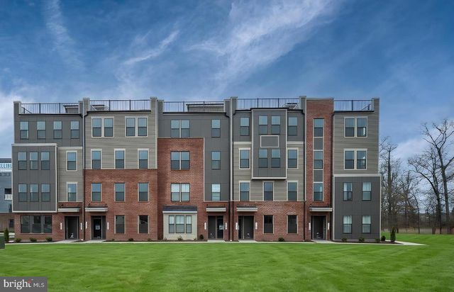 44580 STRABANE TER, Ashburn, VA 20147