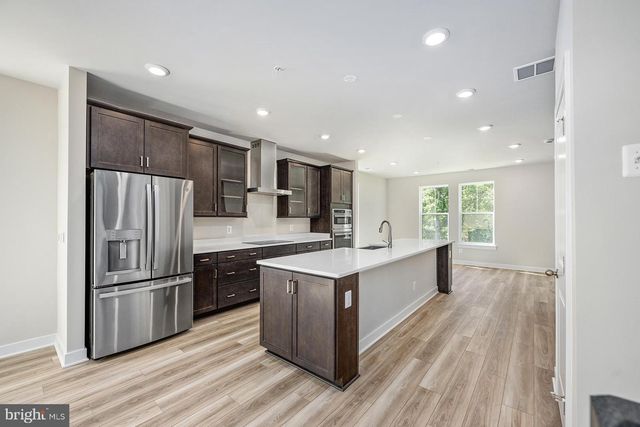 44580 STRABANE TER, Ashburn, VA 20147