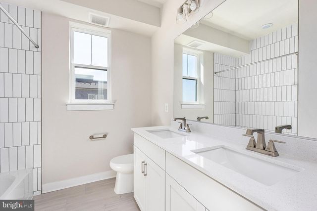 44580 STRABANE TER, Ashburn, VA 20147