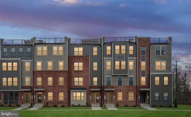 44580 STRABANE TER, Ashburn, VA 20147