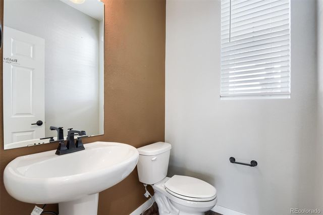 21900 E 46th Place, Aurora, CO 80019