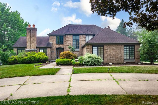 48775 Harvest Drive, Plymouth, MI 48170