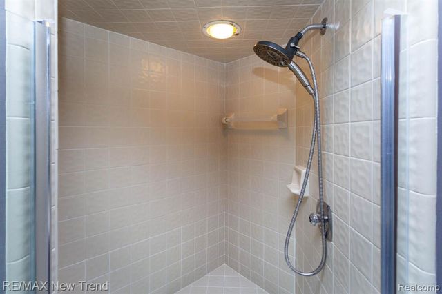 48775 Harvest Drive, Plymouth, MI 48170