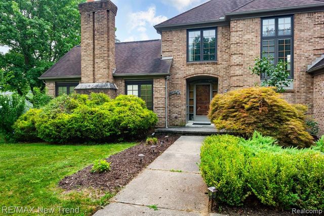 48775 Harvest Drive, Plymouth, MI 48170