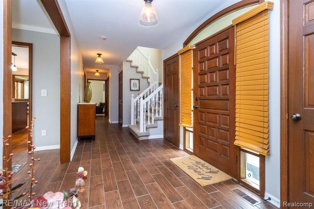 48775 Harvest Drive, Plymouth, MI 48170