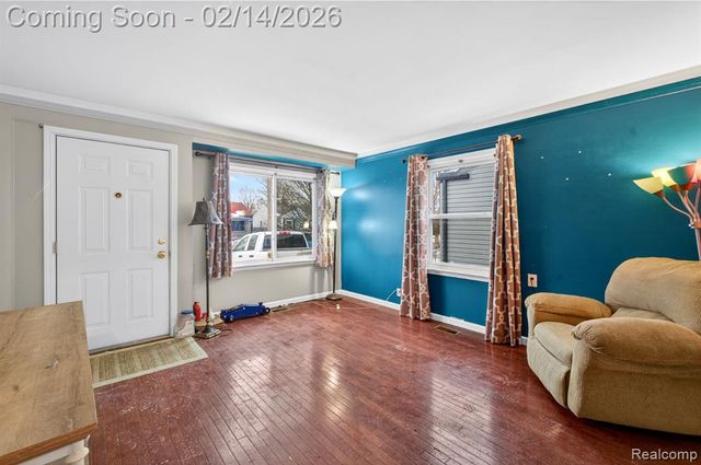 12100 Helen Street, Southgate, MI 48195