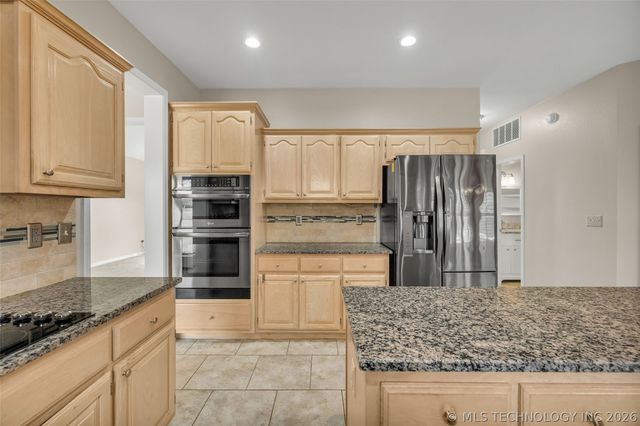 1700 W Lincoln Street, Broken Arrow, OK 74012