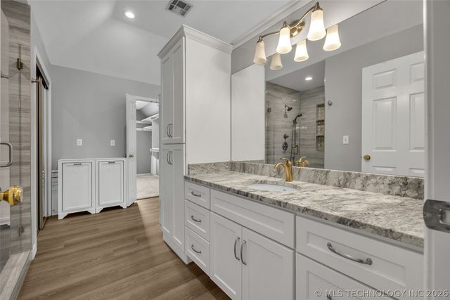 1700 W Lincoln Street, Broken Arrow, OK 74012