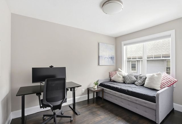 11 Sherbrook St, Boston, MA 02132