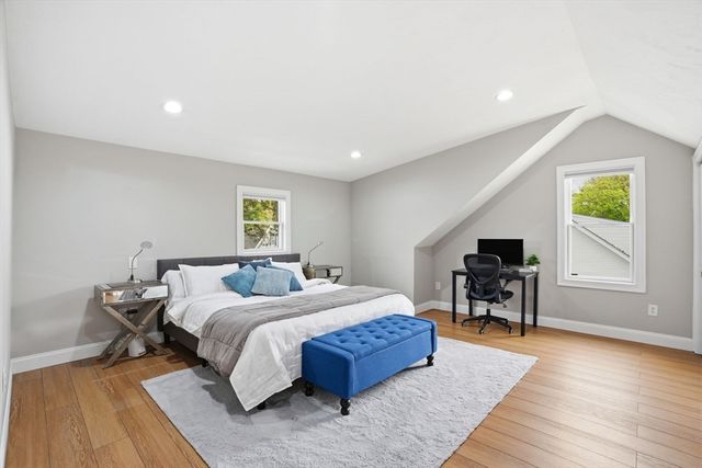 11 Sherbrook St, Boston, MA 02132