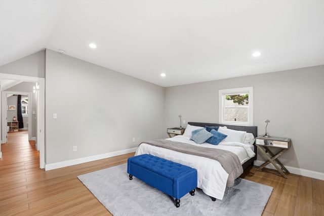 11 Sherbrook St, Boston, MA 02132