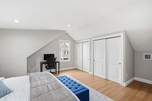 11 Sherbrook St, Boston, MA 02132