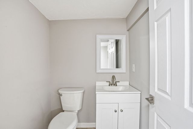 11 Sherbrook St, Boston, MA 02132