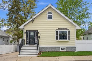 11 Sherbrook St, Boston, MA 02132