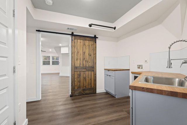 1325 Reynolds Road, Whitewright, TX 75491