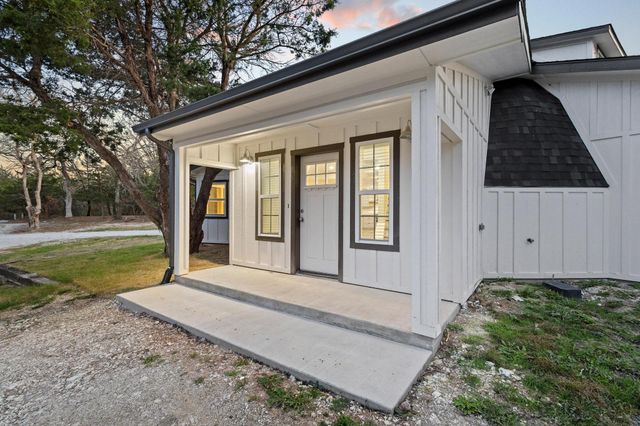 1325 Reynolds Road, Whitewright, TX 75491