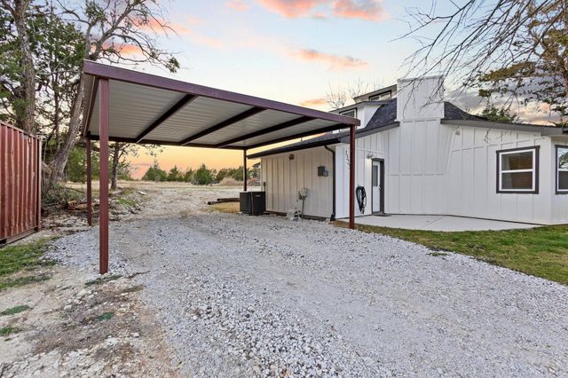 1325 Reynolds Road, Whitewright, TX 75491