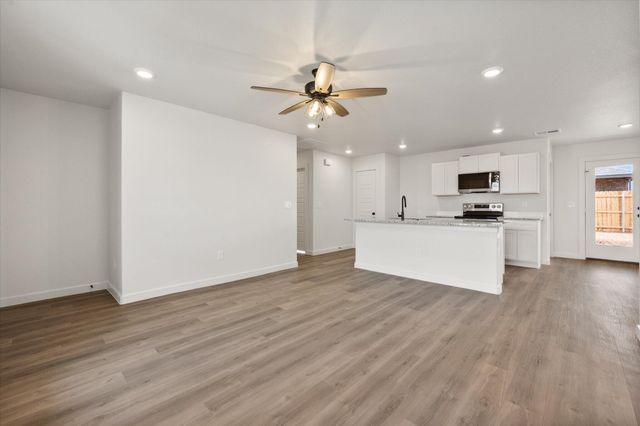 13822 Fremont Avenue, Lubbock, TX 79423