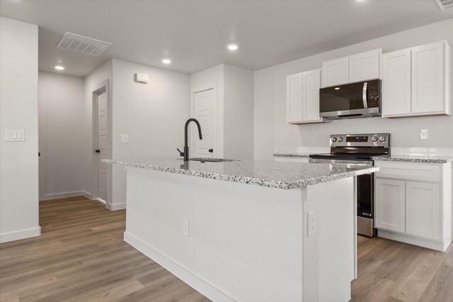 13822 Fremont Avenue, Lubbock, TX 79423