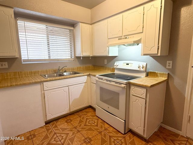 624 E Marilyn Avenue 1, Mesa, AZ 85204