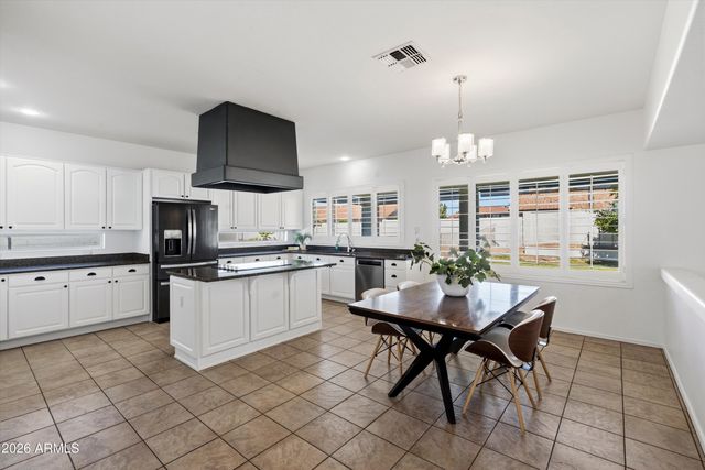 7538 E KAEL Circle, Mesa, AZ 85207