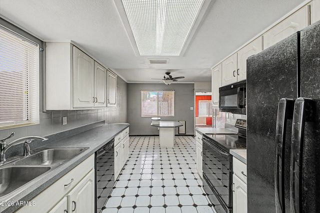 1919 S PLAZA Drive, Apache Junction, AZ 85120