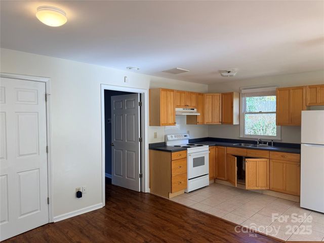 5315 Ruth Drive, Charlotte, NC 28215