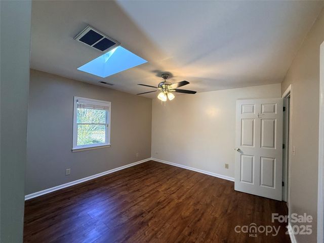 5315 Ruth Drive, Charlotte, NC 28215