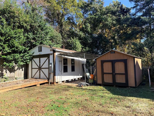 5315 Ruth Drive, Charlotte, NC 28215