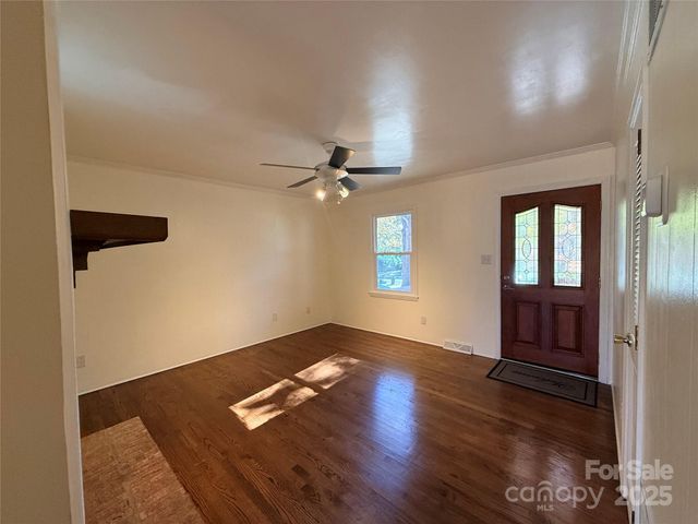 5315 Ruth Drive, Charlotte, NC 28215