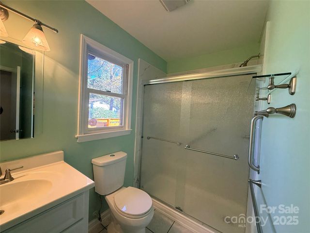 5315 Ruth Drive, Charlotte, NC 28215