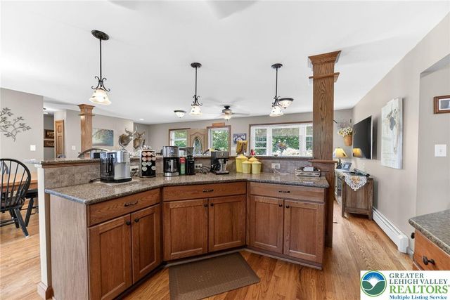 1433 Flint Hill Road, Upper Saucon Twp, PA 18036