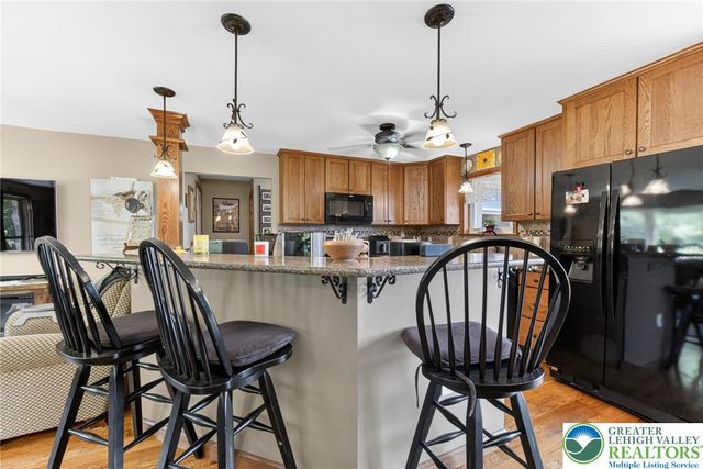 1433 Flint Hill Road, Upper Saucon Twp, PA 18036
