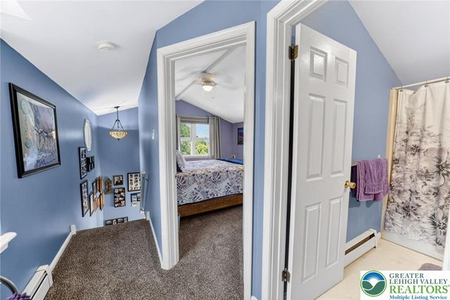1433 Flint Hill Road, Upper Saucon Twp, PA 18036