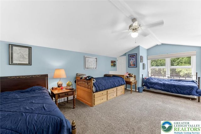 1433 Flint Hill Road, Upper Saucon Twp, PA 18036