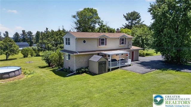 1433 Flint Hill Road, Upper Saucon Twp, PA 18036