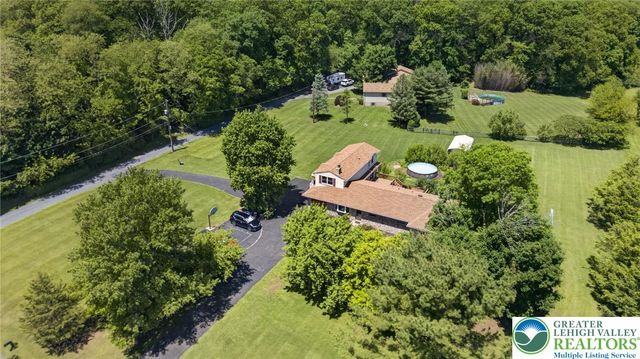 1433 Flint Hill Road, Upper Saucon Twp, PA 18036