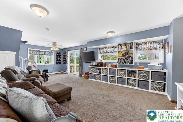 1433 Flint Hill Road, Upper Saucon Twp, PA 18036