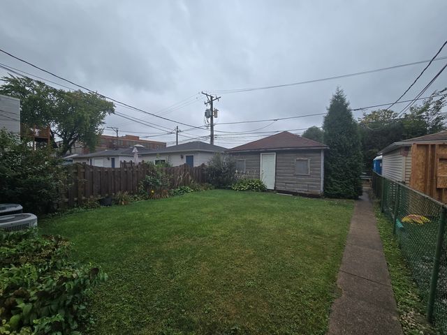 4116 N Maplewood Avenue 1, Chicago, IL 60618
