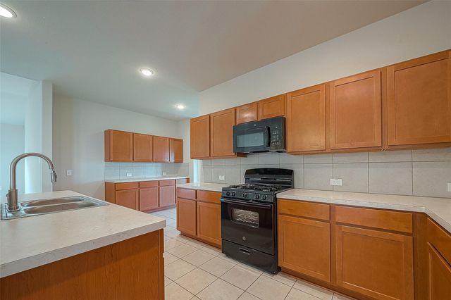 4435 Painted Bunting Lane, Baytown, TX 77521