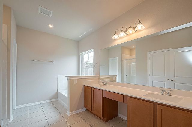 4435 Painted Bunting Lane, Baytown, TX 77521