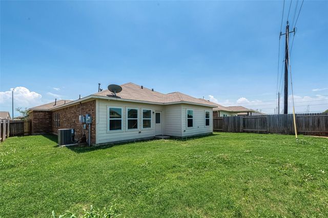 4435 Painted Bunting Lane, Baytown, TX 77521
