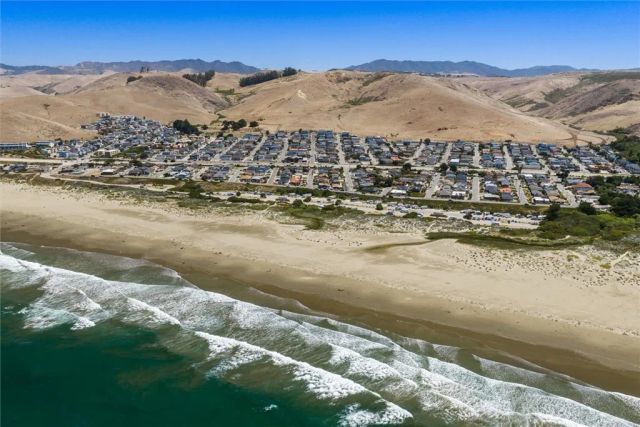 381 Rennell, Morro Bay, CA 93442