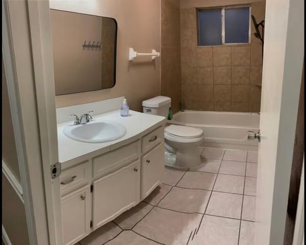 1505 Packsaddle Lane, Baytown, TX 77521