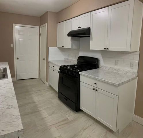 1505 Packsaddle Lane, Baytown, TX 77521