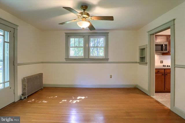 117 WILLOW RD, Harrisburg, PA 17109