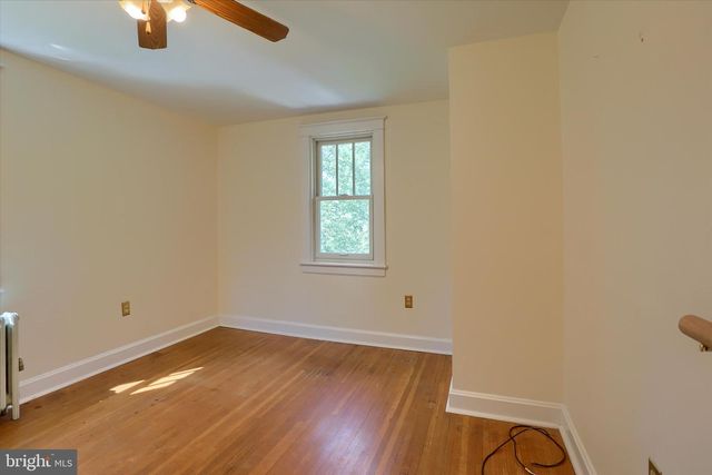117 WILLOW RD, Harrisburg, PA 17109