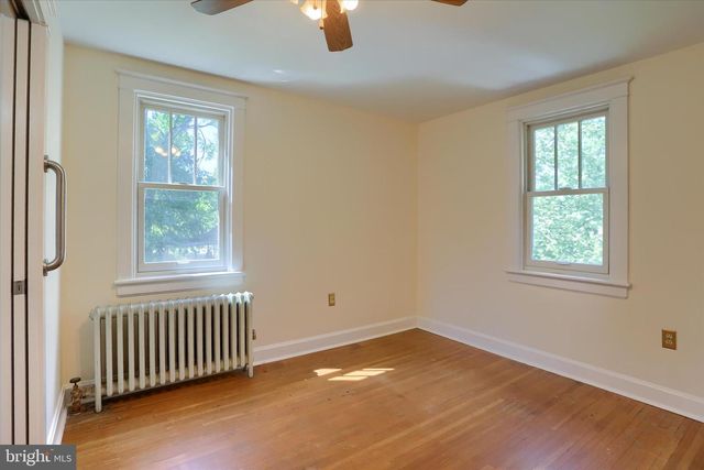 117 WILLOW RD, Harrisburg, PA 17109