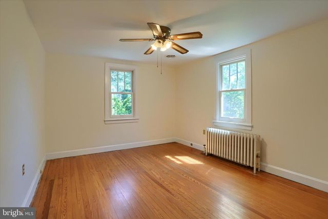 117 WILLOW RD, Harrisburg, PA 17109