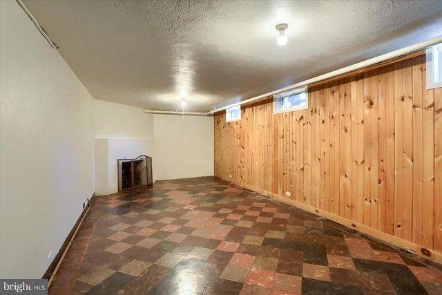 117 WILLOW RD, Harrisburg, PA 17109